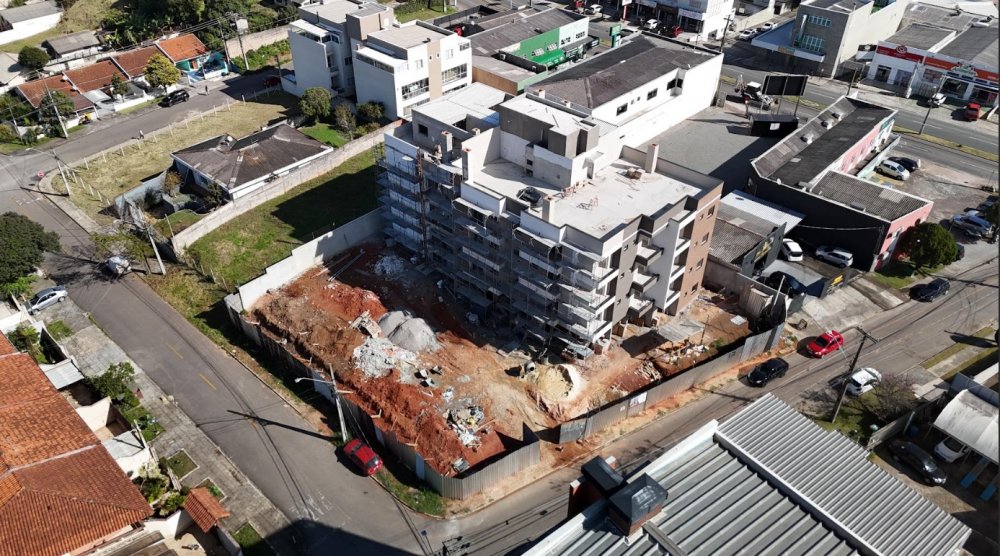 Apartamento Duplex - Venda - Centro - Pinhais - PR