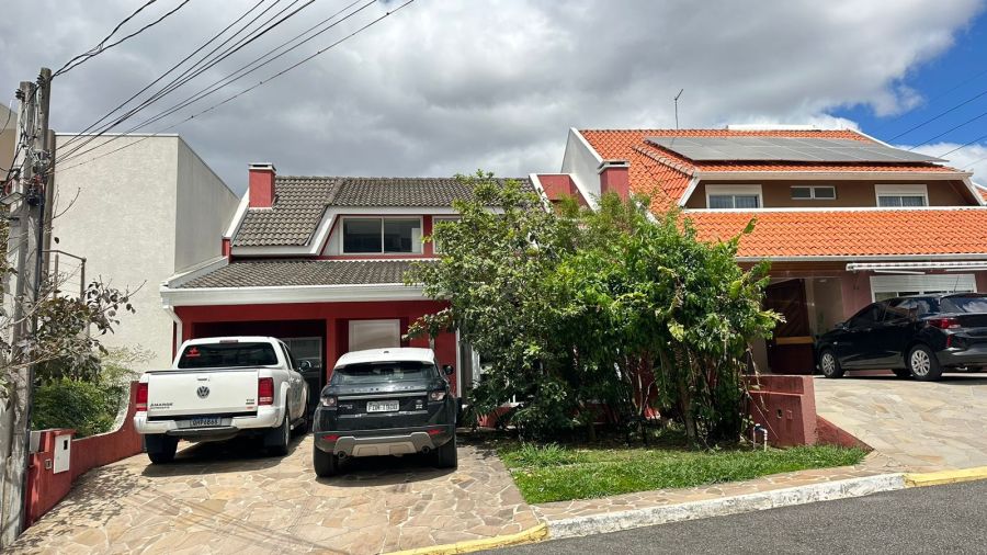 Casa em Condomínio - Venda - Uberaba - Curitiba - PR