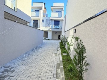 Sobrado a venda no Capo da Imbuia